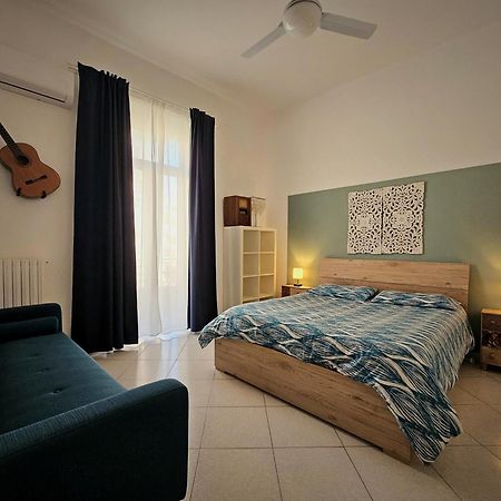 Flower 11 Apartment Bari Exterior photo